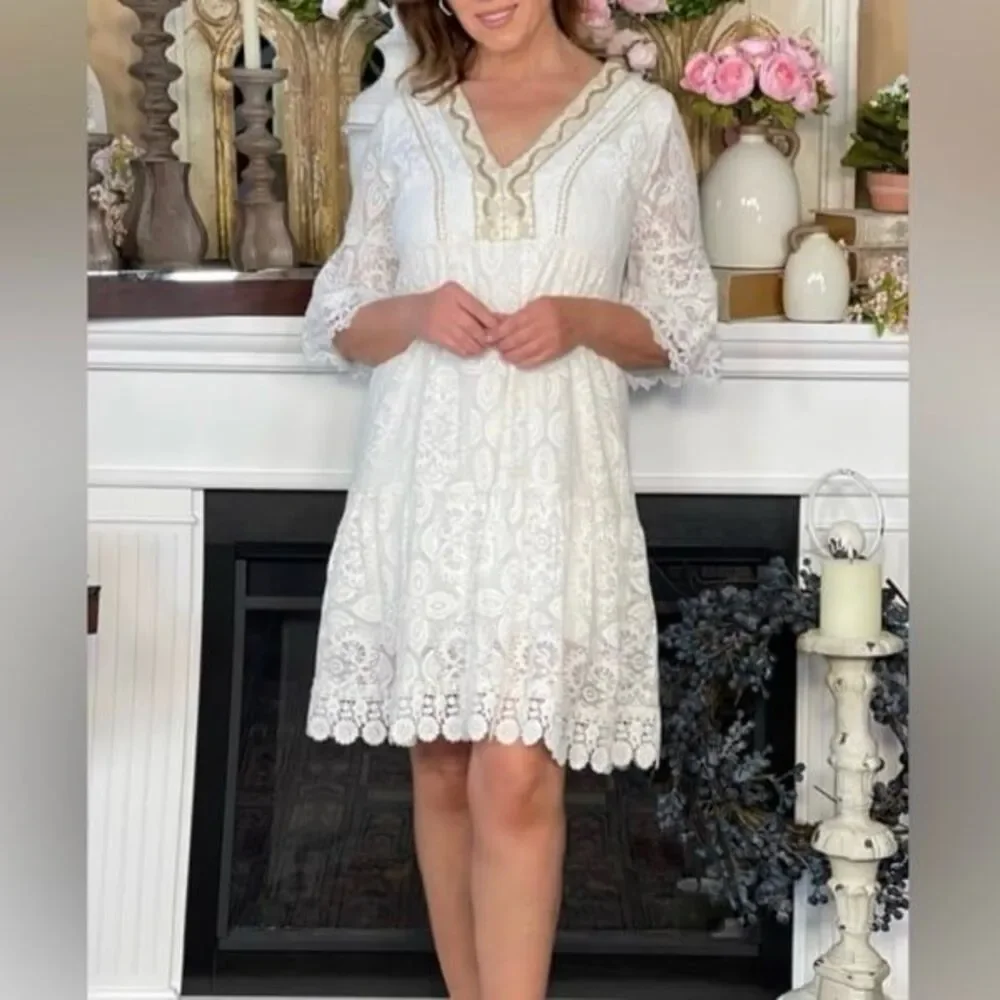 Tempo Paris Ivory Lace Dress Gold Sequin Embellishment with Sleeves Size XL NWT - Picture 5 of 10